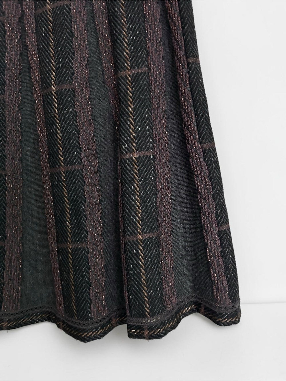 CHANEL 05A Karl Lagerfeld CC Logo Lurex Knit A-Line Skirt Wool Cashmere Sz 8 - Picture 9 of 16